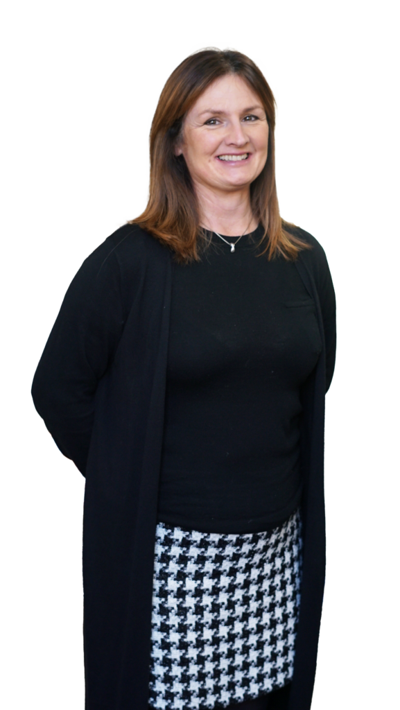 a picture of Julie Farquharson smiling